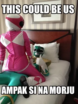 Funny This could be us Ampak si na morju