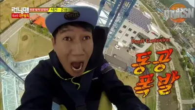 SH*T! GOT NO TISSUE LEFT!!!