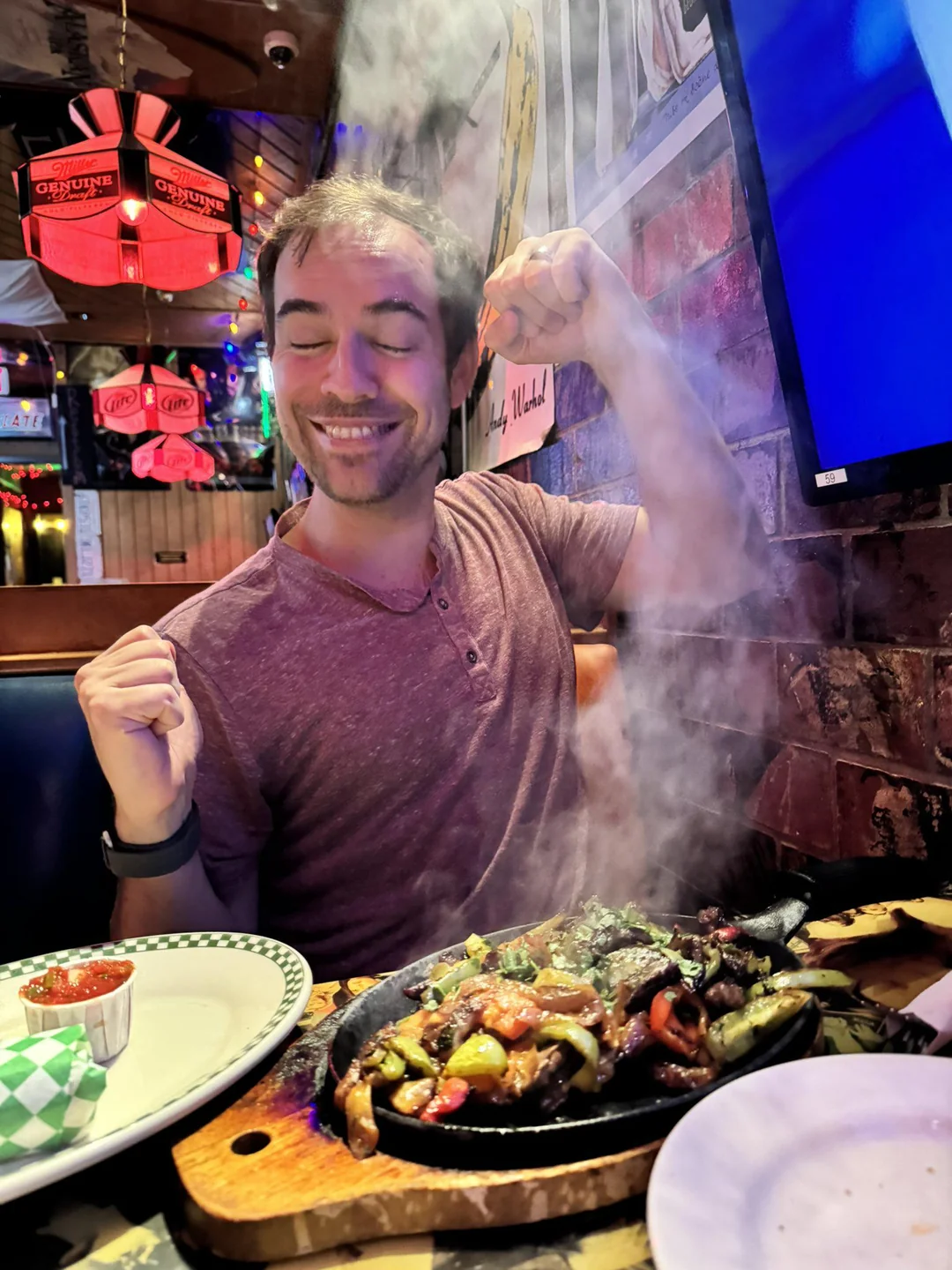 where-do-the-fajitas-come-out-sizzling-v0-1q748y421rtf1