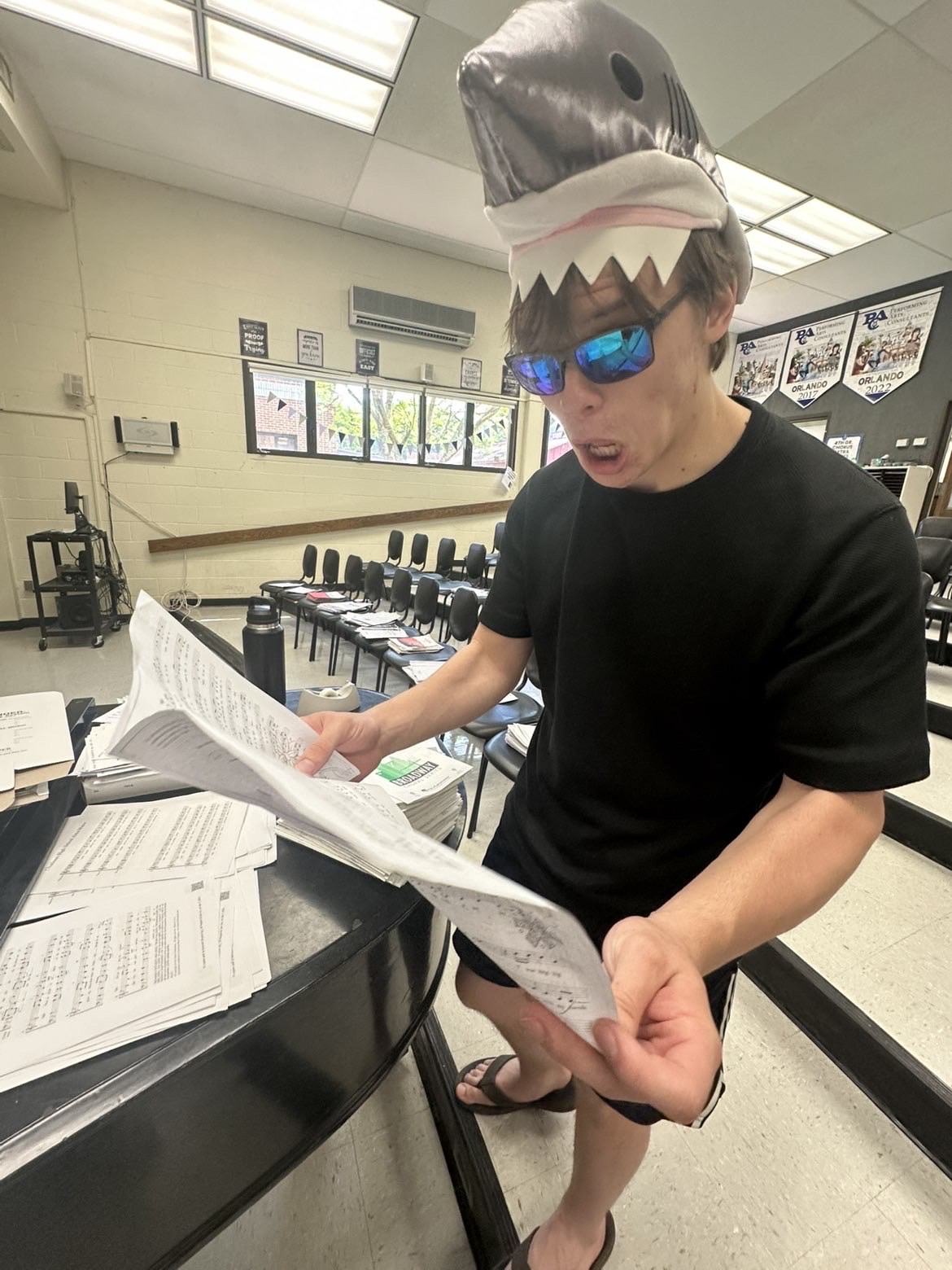 WHEN THE BASS SECTION - SPLITS.