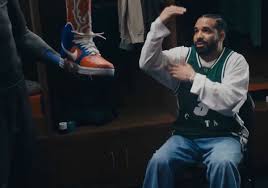 HOW I BE TALKING TO MY MOM WHEN IM ABOUT TO ASK FOR A CLEAN $20