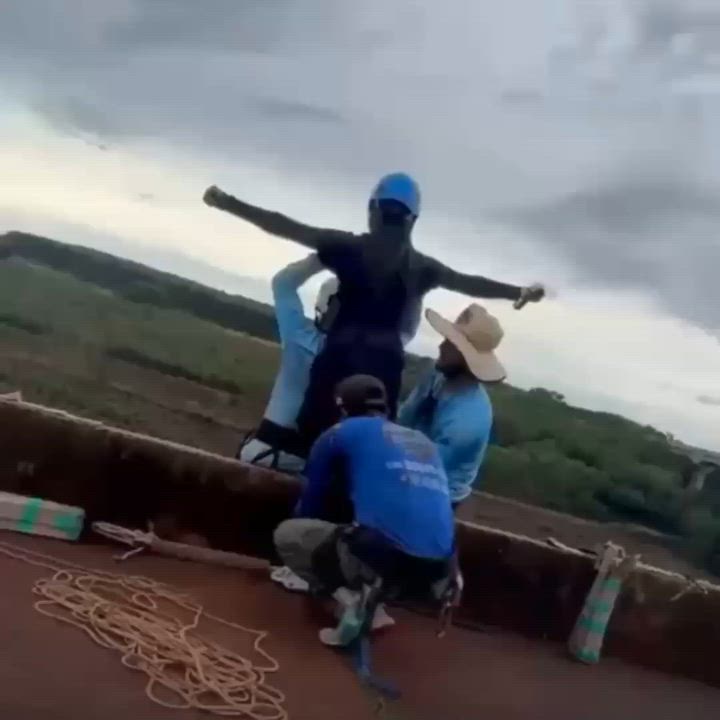 HI, I'M JOHNNY KNOXVILLE - WELCOME TO JACKASS